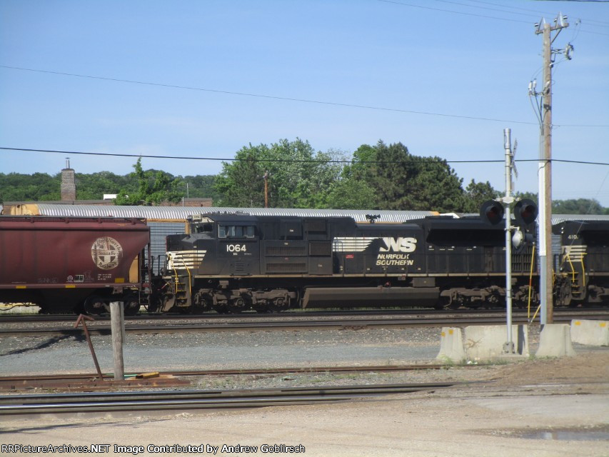 NS 1064